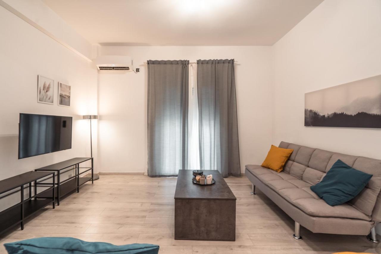 Urban Serenity Gem In Kallithea Neighbourhood! 아테네 외부 사진