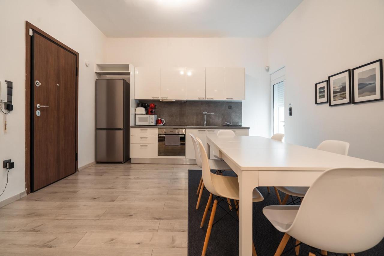 Urban Serenity Gem In Kallithea Neighbourhood! 아테네 외부 사진