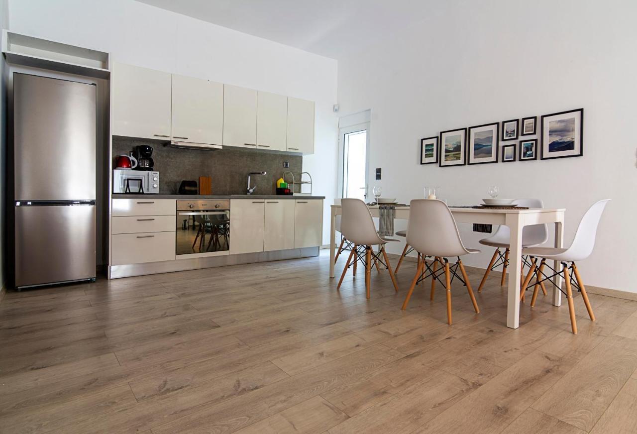 Urban Serenity Gem In Kallithea Neighbourhood! 아테네 외부 사진